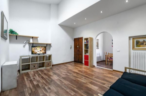 Camollia Central Modern Apartment! Siena